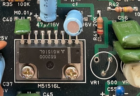 A jumper wire instead of a 3-pin potentiometer