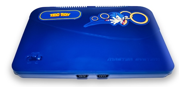 I'm guessing this is some kind of rendering? Tectoy Master System Evolution with 132 games