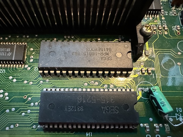 Two through-hole chips: Sega 315-5216, and MPR-16615.
