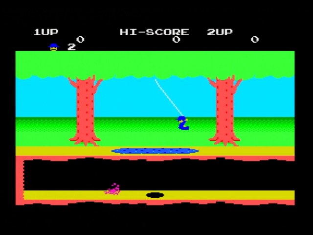 The SG-1000 version of Pitfall II. Pitfall Harry swings from a vine